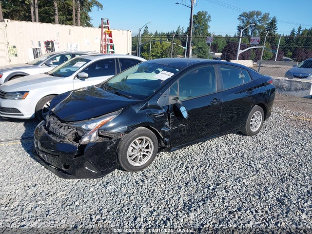 Toyota Prius Two 2017 JTDKBRFU8H3028768 Image 2