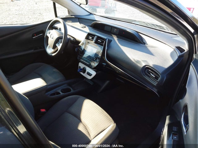 Toyota Prius Two 2017 JTDKBRFU8H3028768 Image 5