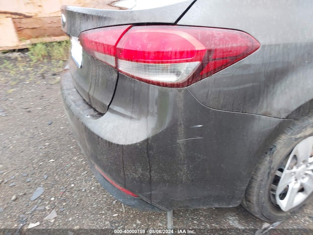 KIA FORTE LX 2017 3KPFK4A78HE025433 Image 11