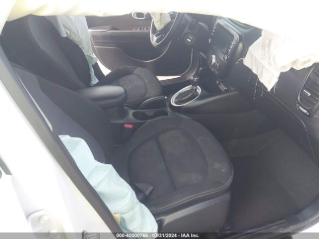 KNDJP3A59J7530410 KIA SOUL +
