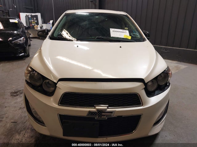 Chevrolet Sonic Rs Auto 2014 1G1JG6SB2E4110090 Image 12