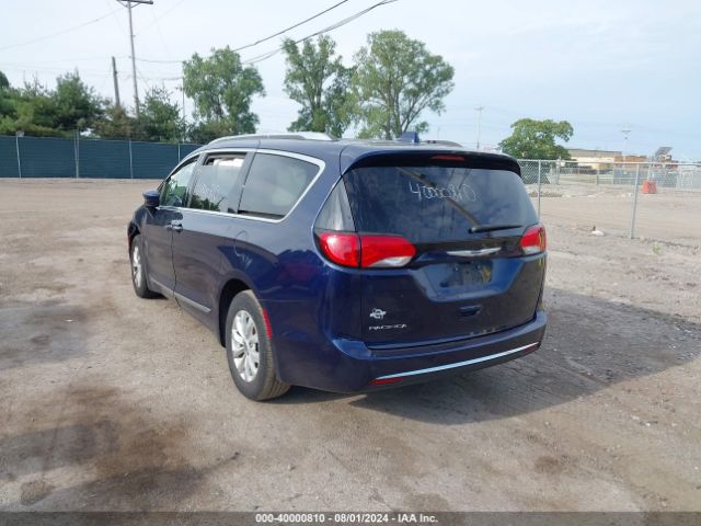 2C4RC1EG9JR141411 Chrysler Pacifica Touring L Plus