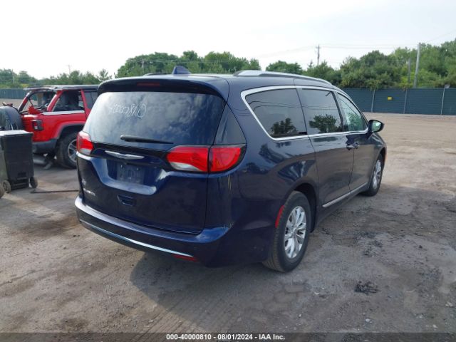 2C4RC1EG9JR141411 Chrysler Pacifica Touring L Plus
