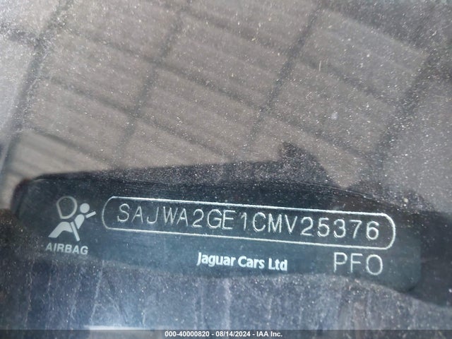 2012 JAGUAR XJ SAJWA2GE1CMV25376 Photo 8