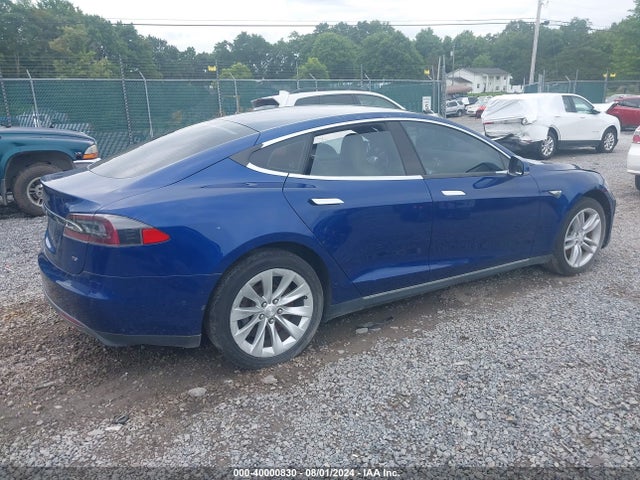 Tesla Model S 60/70/85 2015 5YJSA1E17FF115525 Image 4