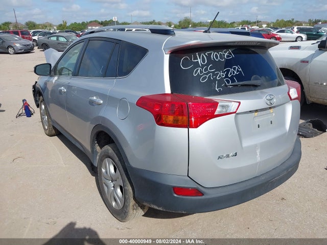 Toyota RAV4 LE 2015 JTMZFREVXFJ042077 Image 3