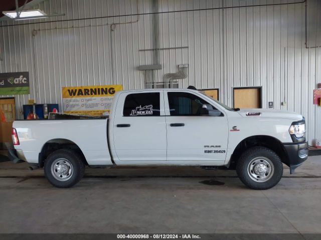 3C6UR5CL0NG407627 RAM 2500 Tradesman  4x4 6'4 Box