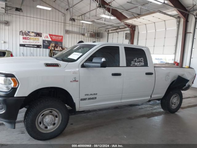 3C6UR5CL0NG407627 RAM 2500 Tradesman  4x4 6'4 Box
