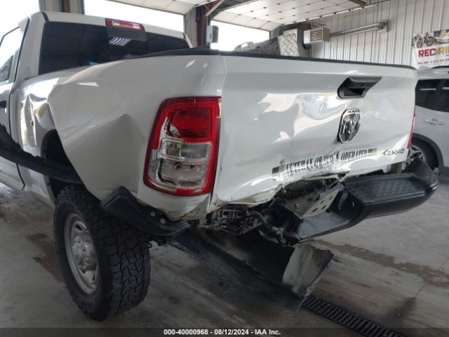 3C6UR5CL0NG407627 RAM 2500 Tradesman  4x4 6'4 Box