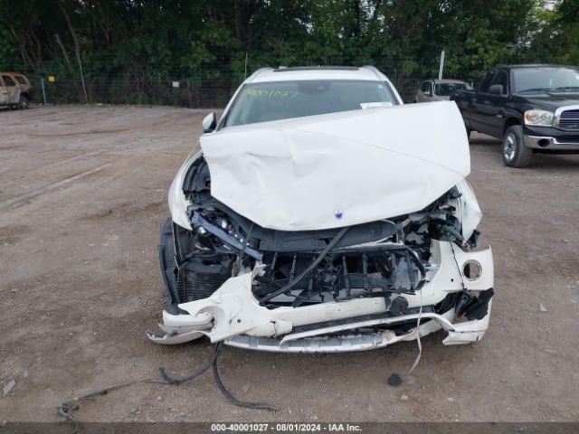 ZN661XUL2HX250572 Maserati Levante