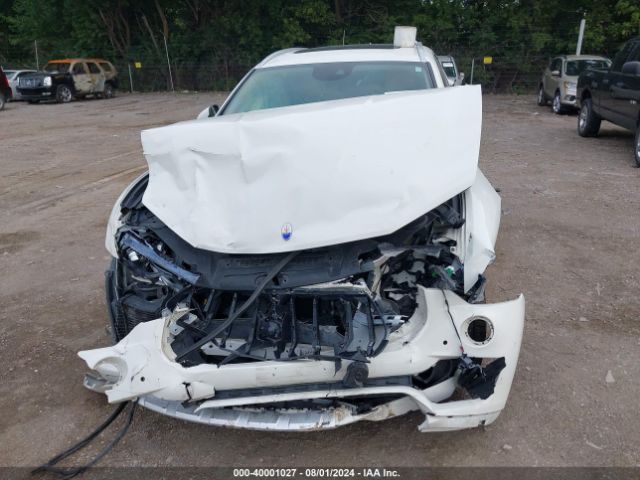 ZN661XUL2HX250572 Maserati Levante