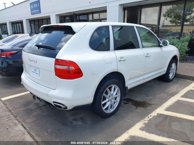 2008 PORSCHE CAYENNE WP1AB29PX8LA35762 Photo 3