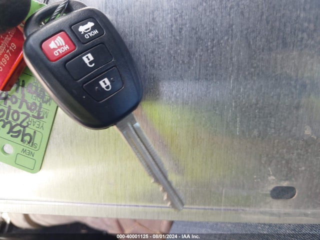 Toyota COROLLA SE 2019 5YFBURHE5KP906154 Image 11