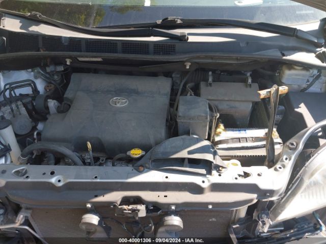 5TDYK3DC5GS758202 Toyota Sienna Xle 8 Passenger