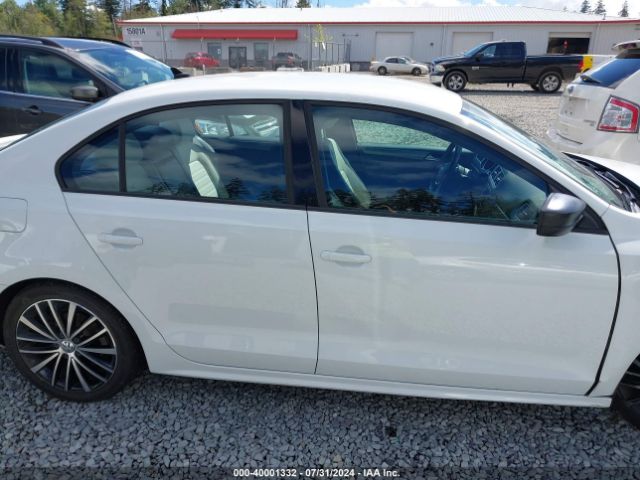 3VWD17AJ6GM270577 Volkswagen Jetta 1.8t Sport