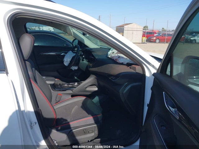 LRBFZNR4XPD035990 Buick Envision Essence Fwd