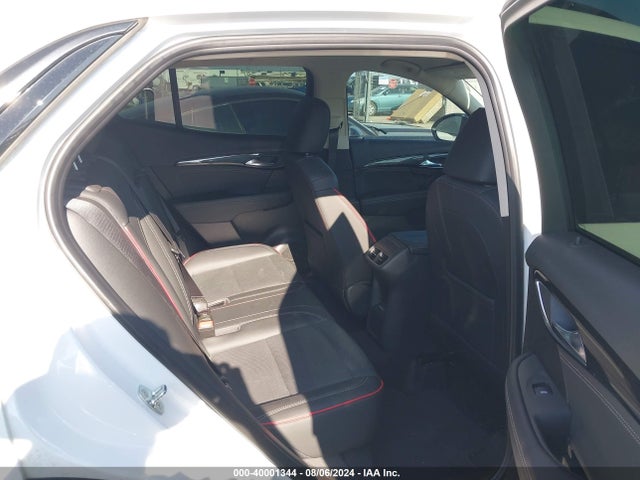LRBFZNR4XPD035990 Buick Envision Essence Fwd