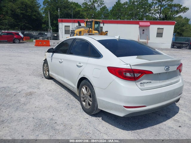 Hyundai SONATA SE 2016 5NPE24AF0GH373899 Image 3