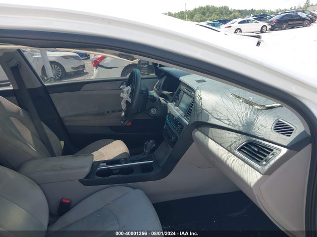 Hyundai SONATA SE 2016 5NPE24AF0GH373899 Image 5