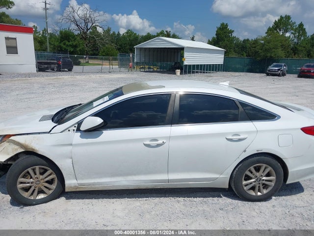 Hyundai SONATA SE 2016 5NPE24AF0GH373899 Image 6