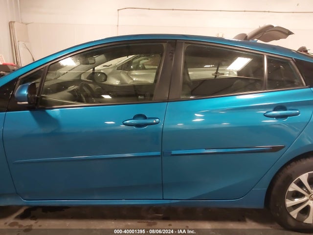 Toyota PRIUS XLE 2019 JTDL9RFU2K3009799 Image 14