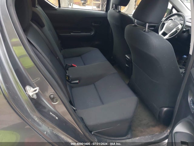 Toyota Prius C Three 2015 JTDKDTB37F1108608 Image 8