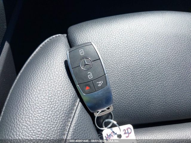 WDD5J4HB6LN036241 Mercedes-Benz CLA 250 4MATIC