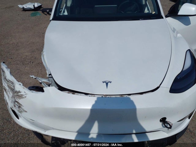 2024 TESLA MODEL Y 7SAYGDEE0RA260570 Photo 9