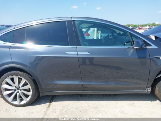 5YJXCBE20LF281542 Tesla MODEL X