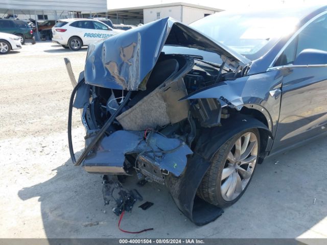 5YJXCBE20LF281542 Tesla MODEL X