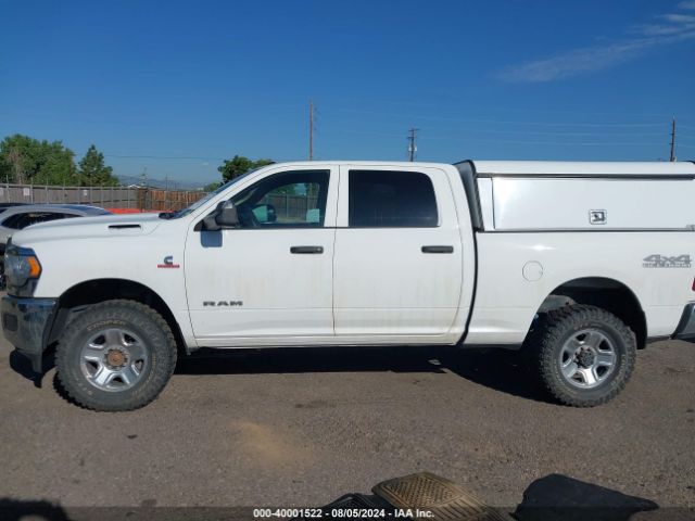 3C6UR5CL1LG285714 RAM 2500 Tradesman  4x4 6'4 Box