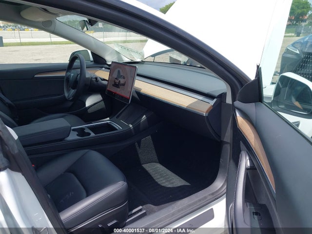 2023 TESLA MODEL 3 5YJ3E1EA1PF510262 Photo 4