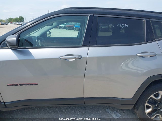 3C4NJDDB2HT671058 Jeep New Compass Trailhawk 4x4