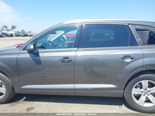 WA1LHAF72JD030489 Audi Q7 2.0t Premium