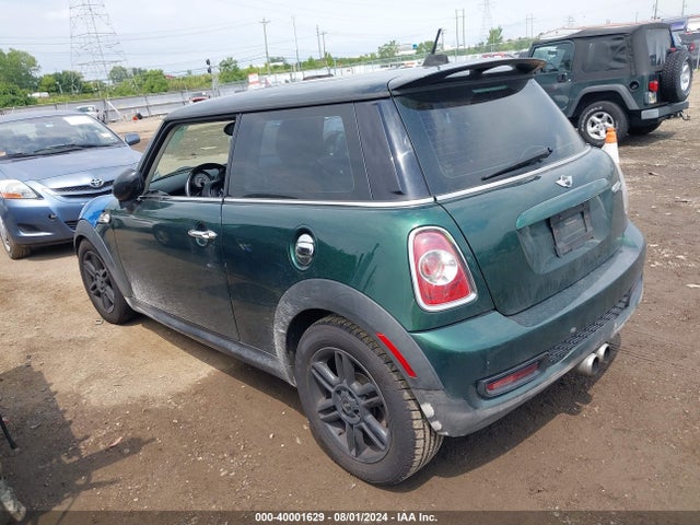 2012 MINI COOPER S WMWSV3C5XCTY27717 Photo 2