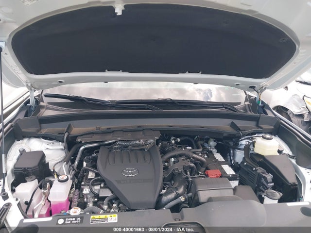Toyota Grand Highlander Limited 2024 5TDAAAB59RS051992 Image 10
