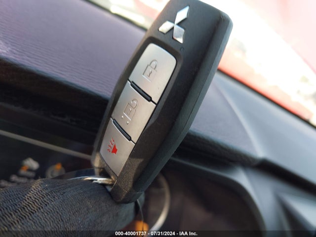 2022 MITSUBISHI OUTLANDER JA4J4TA87NZ083454 Photo 10