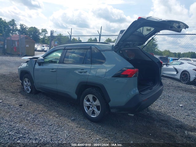 Toyota Rav4 Xle 2020 JTMP1RFV0LJ036143 Image 3