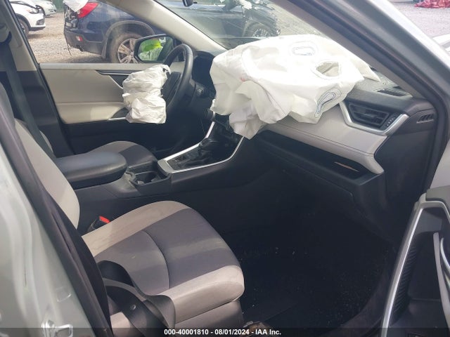 Toyota Rav4 Xle 2020 JTMP1RFV0LJ036143 Image 5