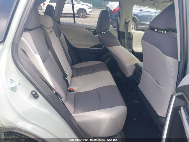 Toyota Rav4 Xle 2020 JTMP1RFV0LJ036143 Image 8