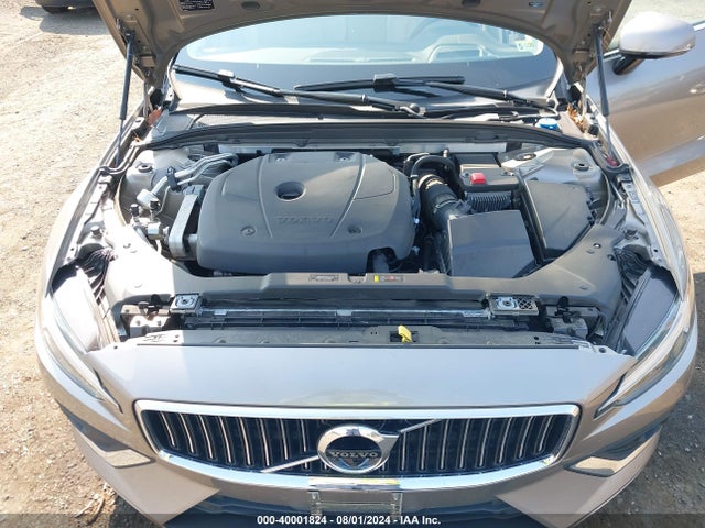 7JRA22TL9KG002423 Volvo S60 T6 Inscription