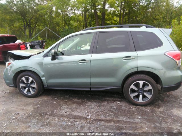 JF2SJAEC7JH575134 Subaru Forester 2.5i Premium