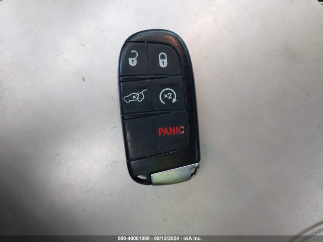 1C4RJEAG4KC572235 Jeep Grand Cherokee Altitude 4x2