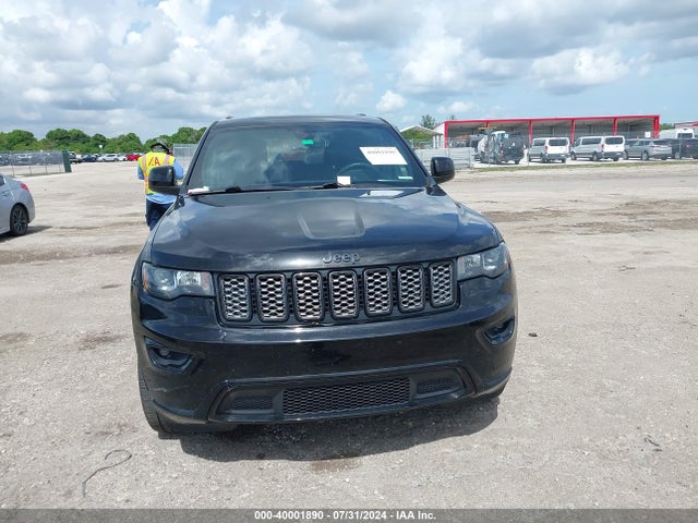 1C4RJEAG4KC572235 Jeep Grand Cherokee Altitude 4x2
