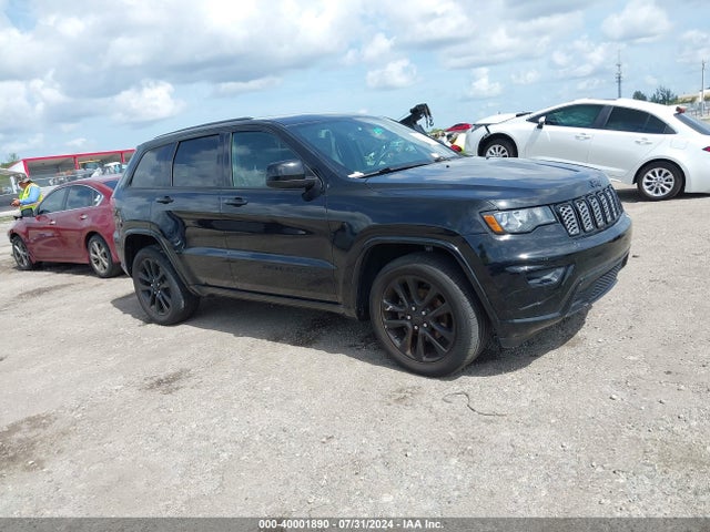 1C4RJEAG4KC572235 Jeep Grand Cherokee Altitude 4x2