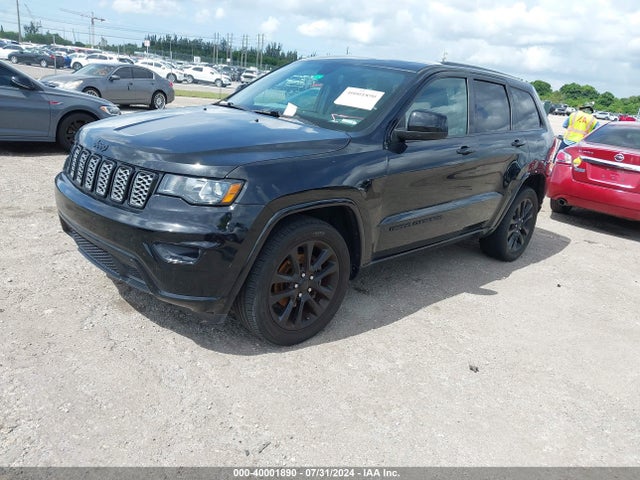 1C4RJEAG4KC572235 Jeep Grand Cherokee Altitude 4x2