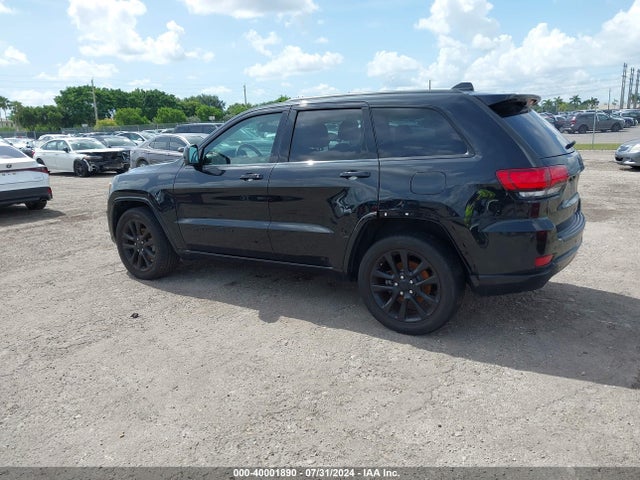 1C4RJEAG4KC572235 Jeep Grand Cherokee Altitude 4x2
