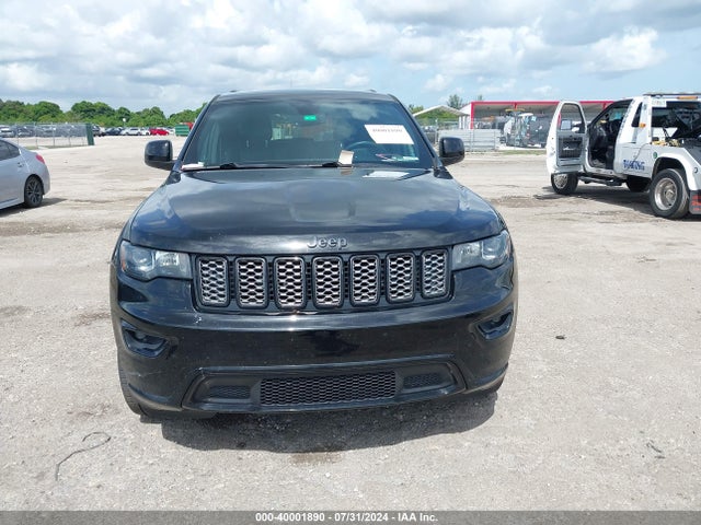 1C4RJEAG4KC572235 Jeep Grand Cherokee Altitude 4x2