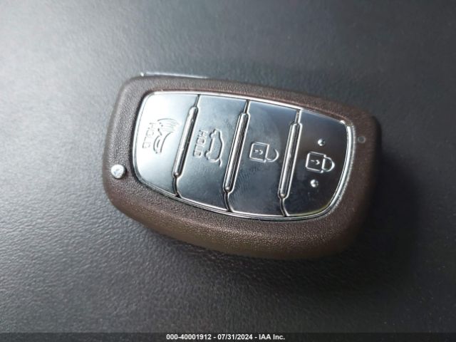 KM8J33A45LU201836 Hyundai Tucson Value