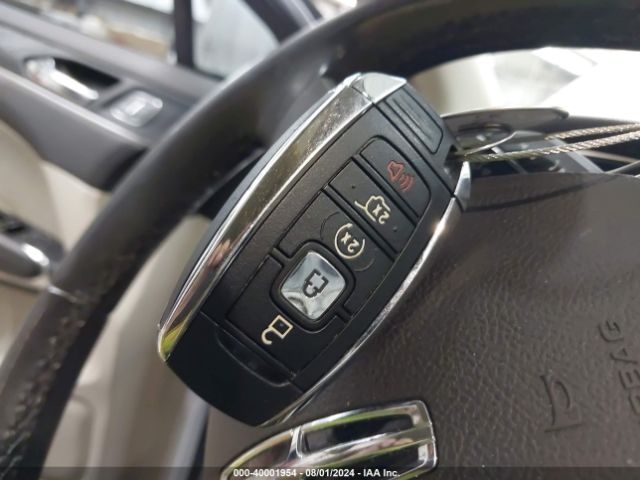 5LMCJ3C90KUL26777 Lincoln Mkc Reserve